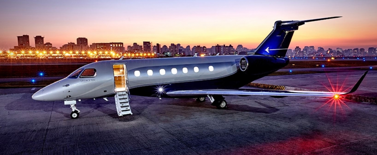 Embraer Legacy 500 exterior for Boca Raton jet charter